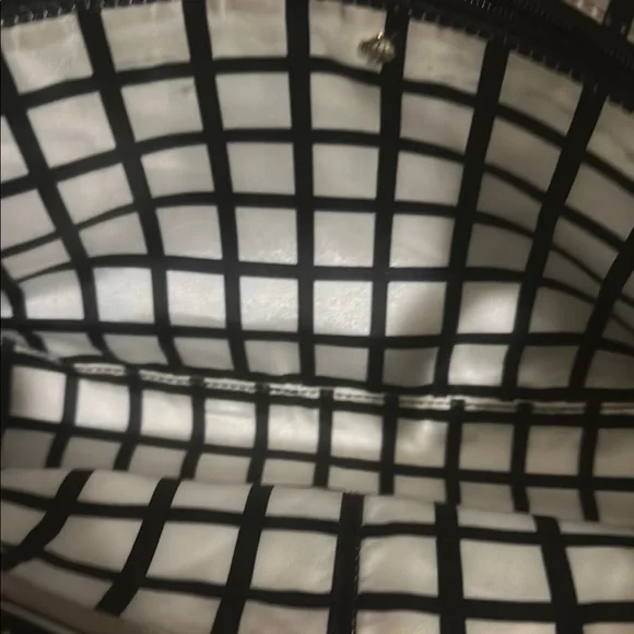 Kate Spade Yellow and tan Crossbody Bag with Structured Design - Picture 6 of 16